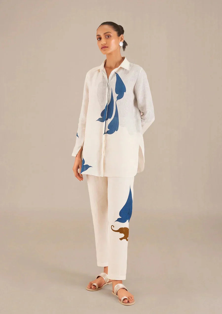 FEATHERED HERD ELEGANCE: WOMEN'S WHITE CO-ORD SET