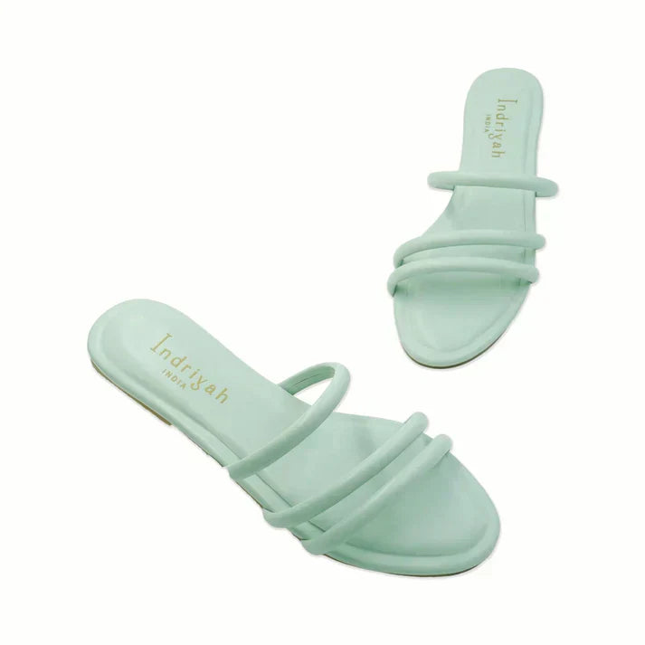 June Flat Sandals (Man-Made)