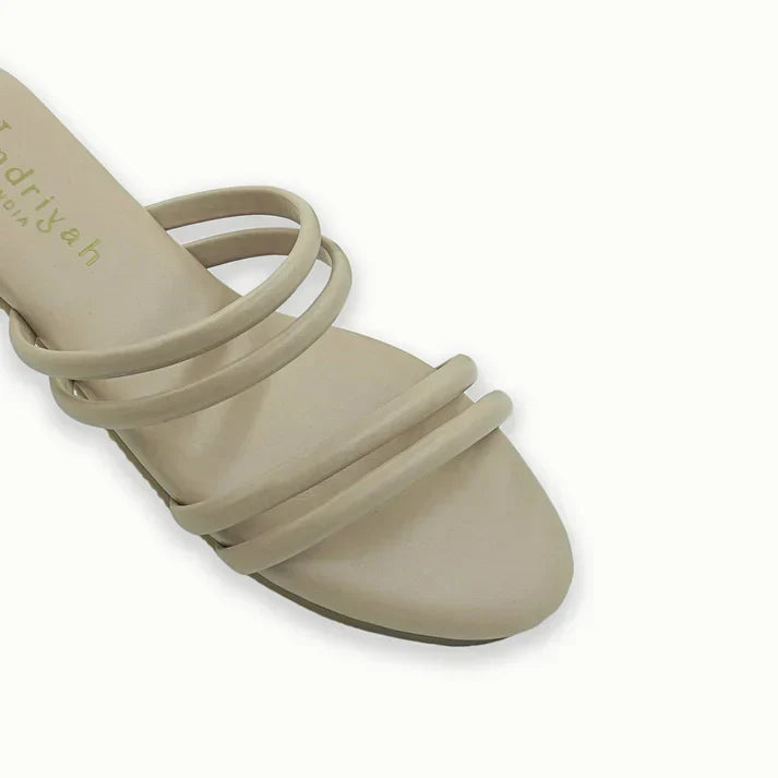 June Flat Sandals (Man-Made)
